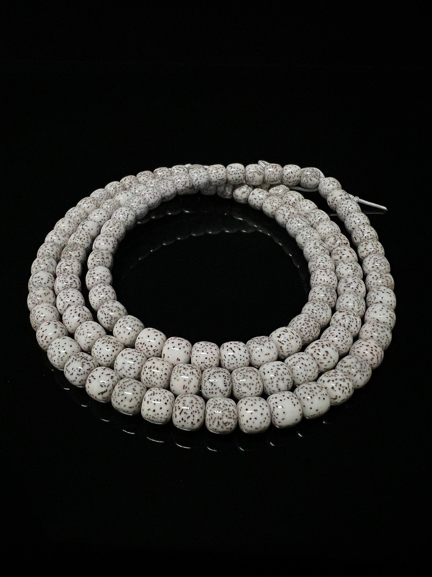 Original White Xingyue Bodhi – Long Strand